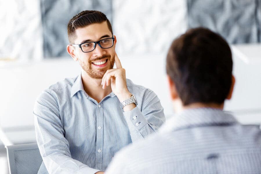 Observer les réactions de son client, son langage non verbal, son changement de position